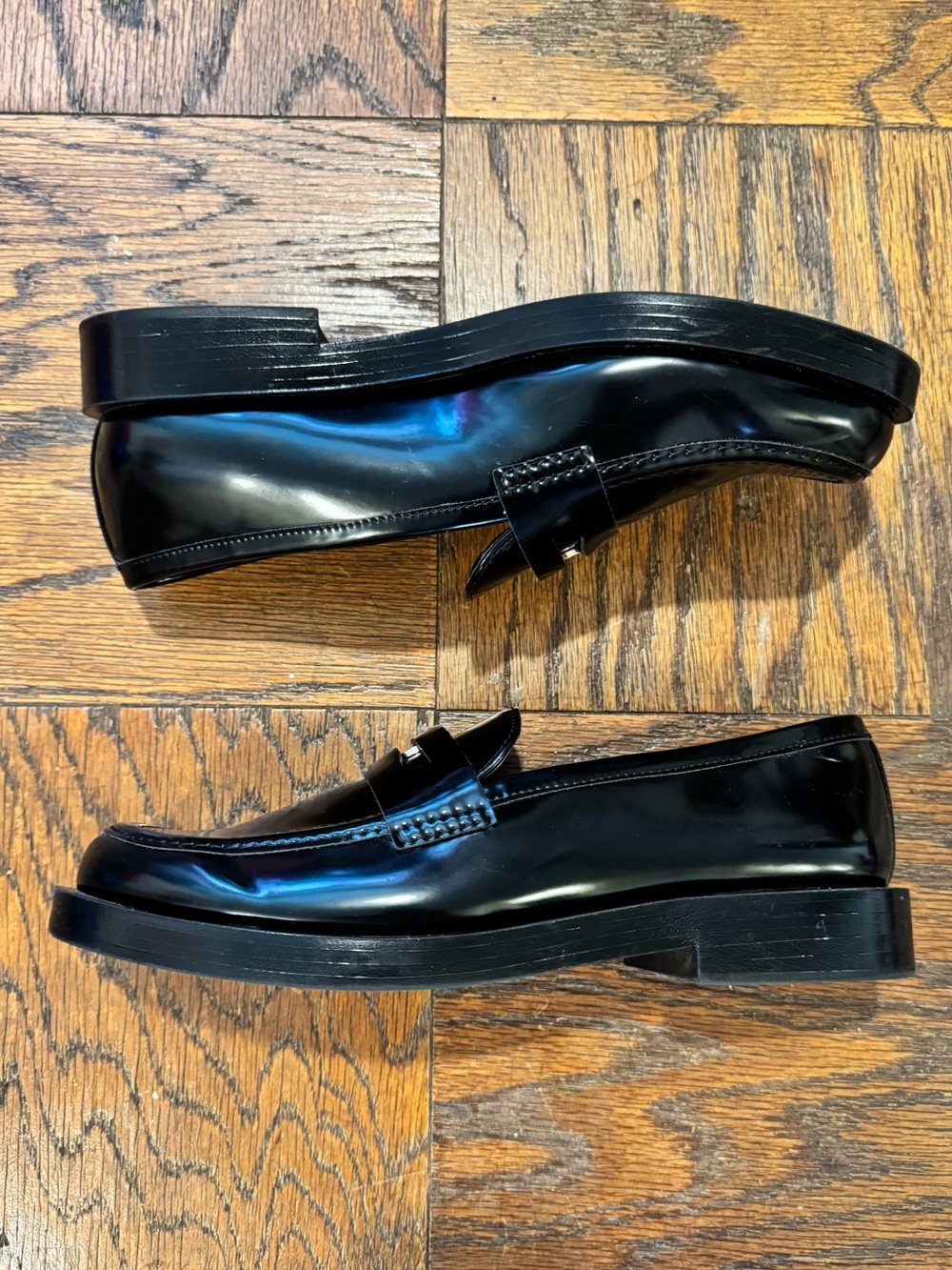 H&M Women’s Black Glossy Penny Loafers